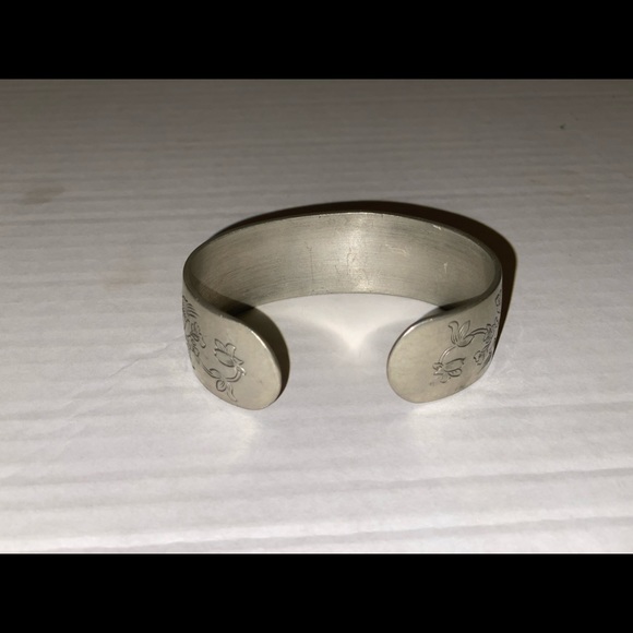 Violet Silver engraved bracelet - Picture 5 of 8